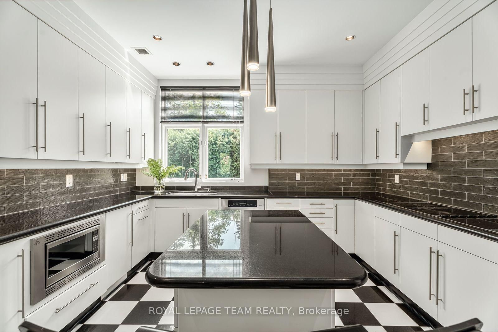 725 Manor Ave, Ottawa, view 8