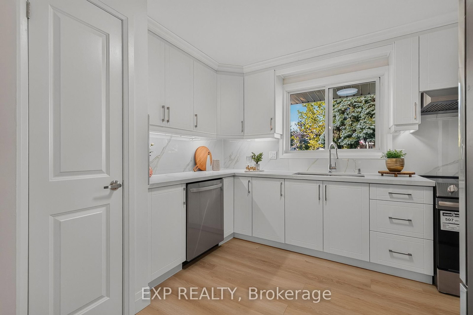 103 Dalegrove Drive • Kitchener, ON photo 16