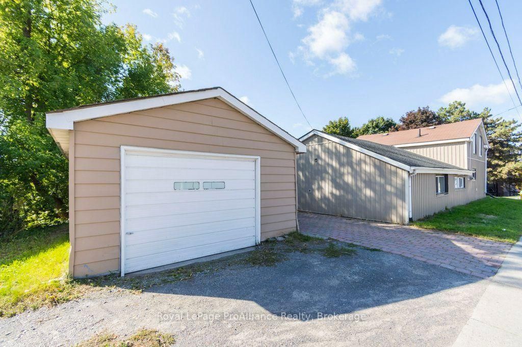 95 Grier Street • Belleville, ON photo 33