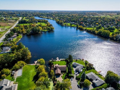 5050 Mowatview Court • Ottawa, ON photo 2