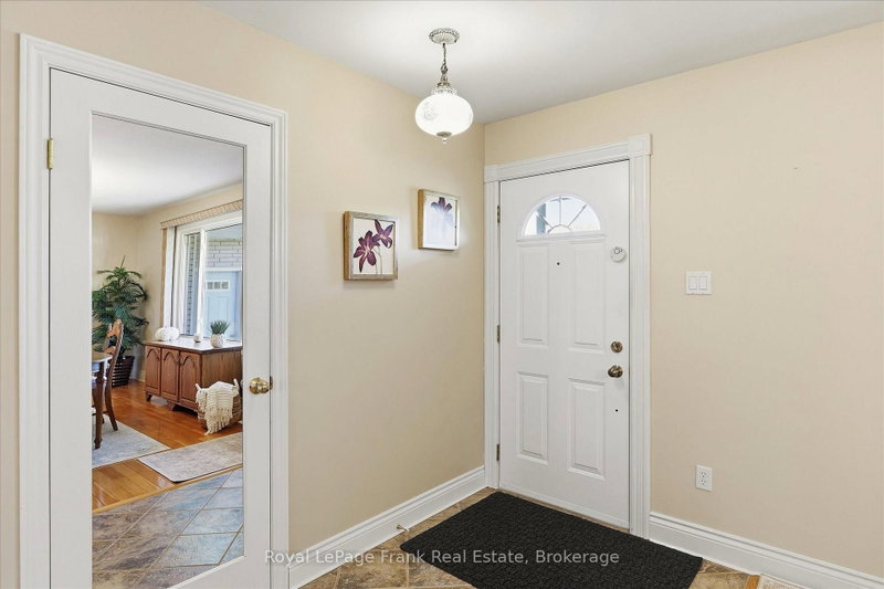 362 Simons Ave photo 4