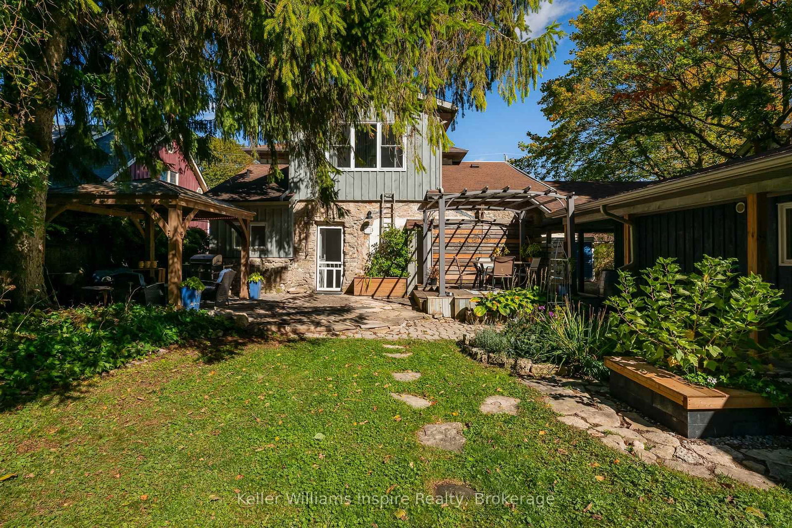 565 St David Street N • Centre Wellington, ON photo 33