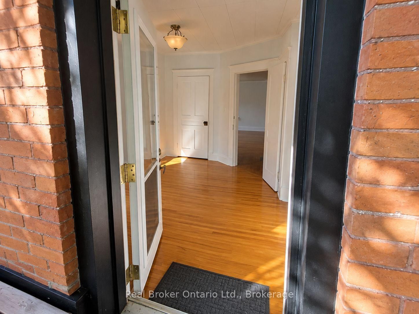 4 Cambria Street • Stratford, ON photo 18