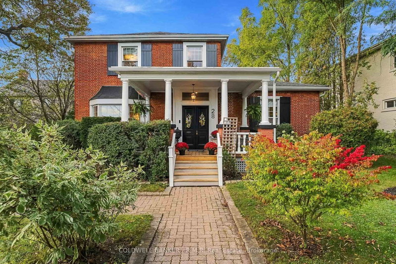 28 University Ave W photo 2