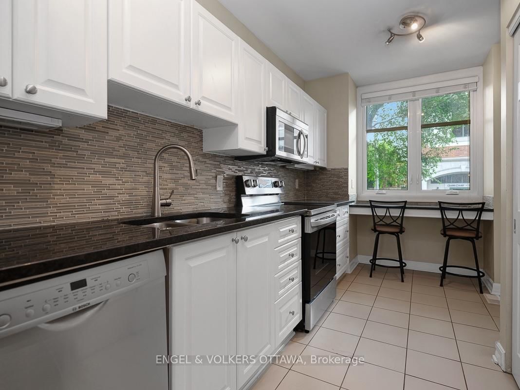 A-103 Third Ave, Ottawa, view 11