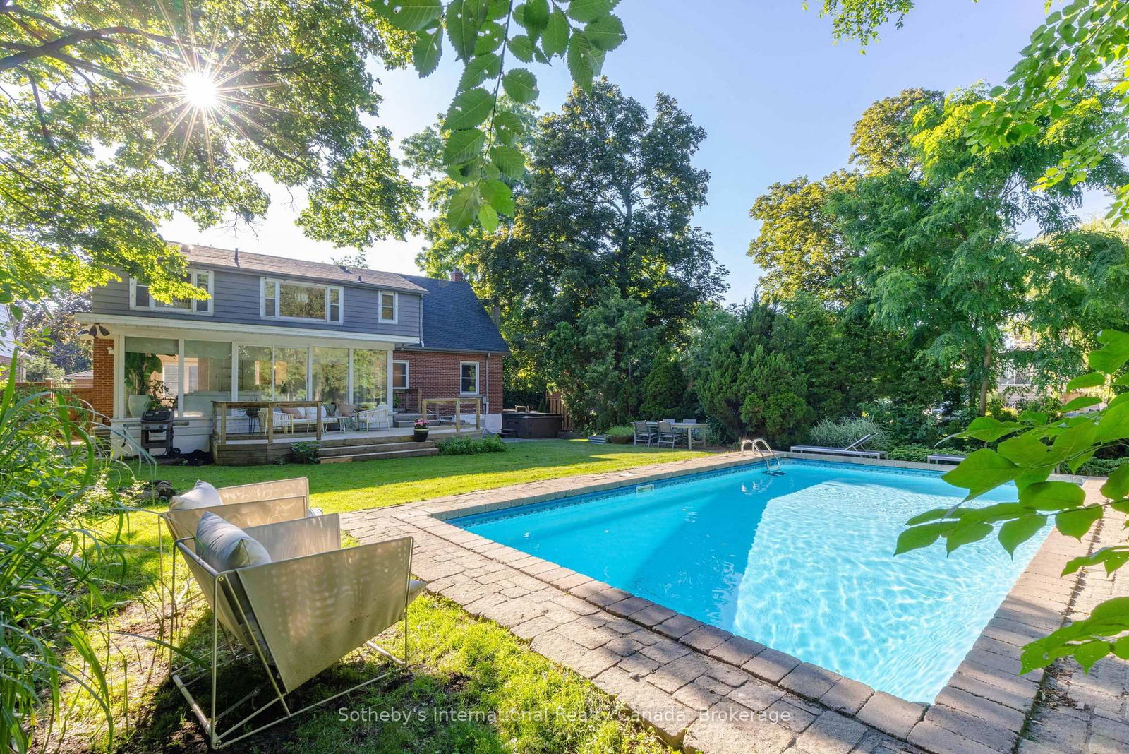 27 Arcade Crescent • Hamilton, ON photo 13