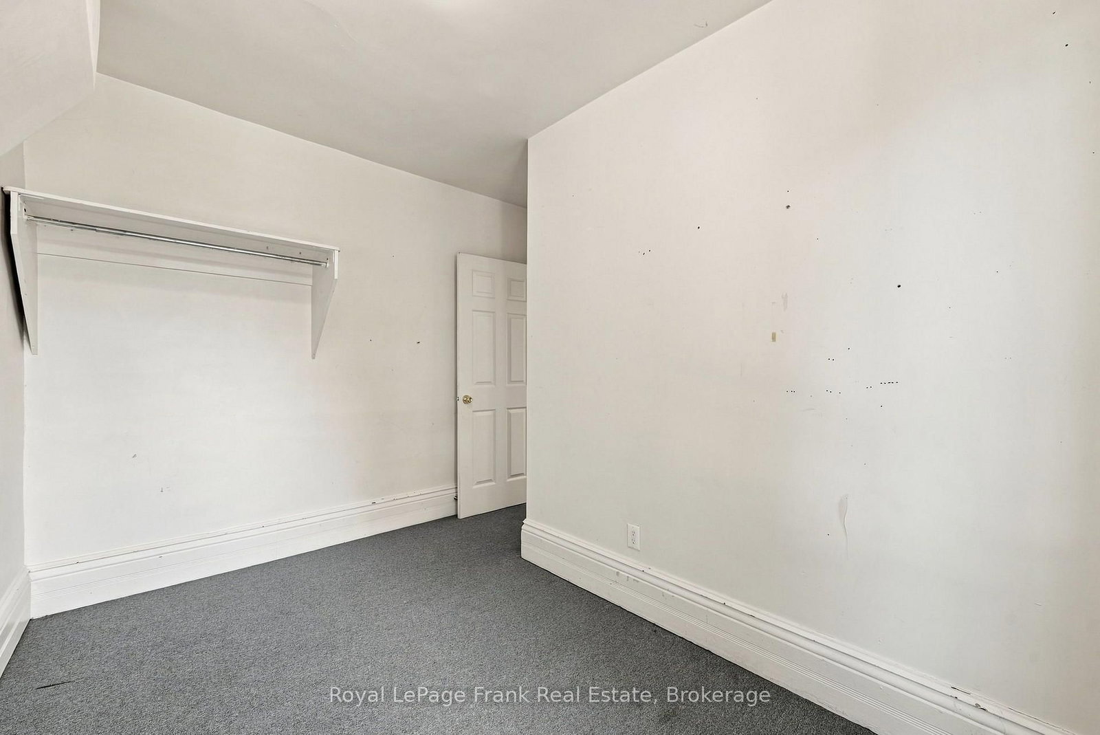 492 Hopkins Avenue • Peterborough, ON photo 31