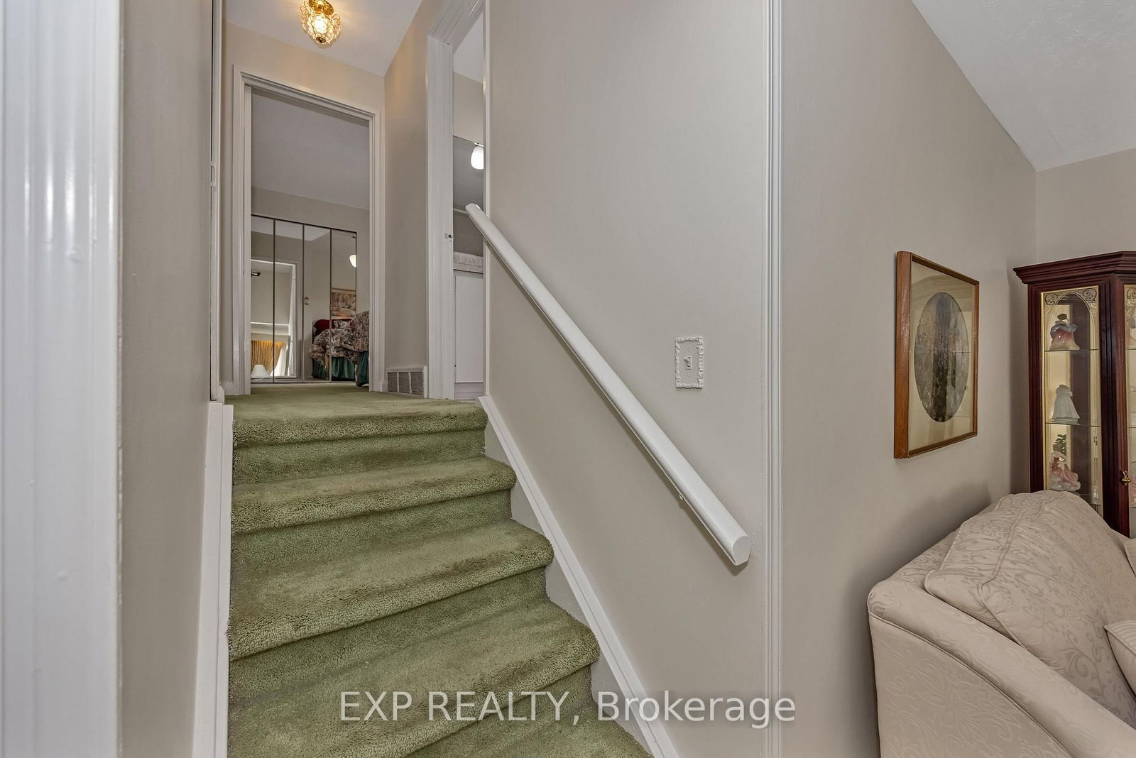 2161 Valley Drive • Ottawa, ON photo 14