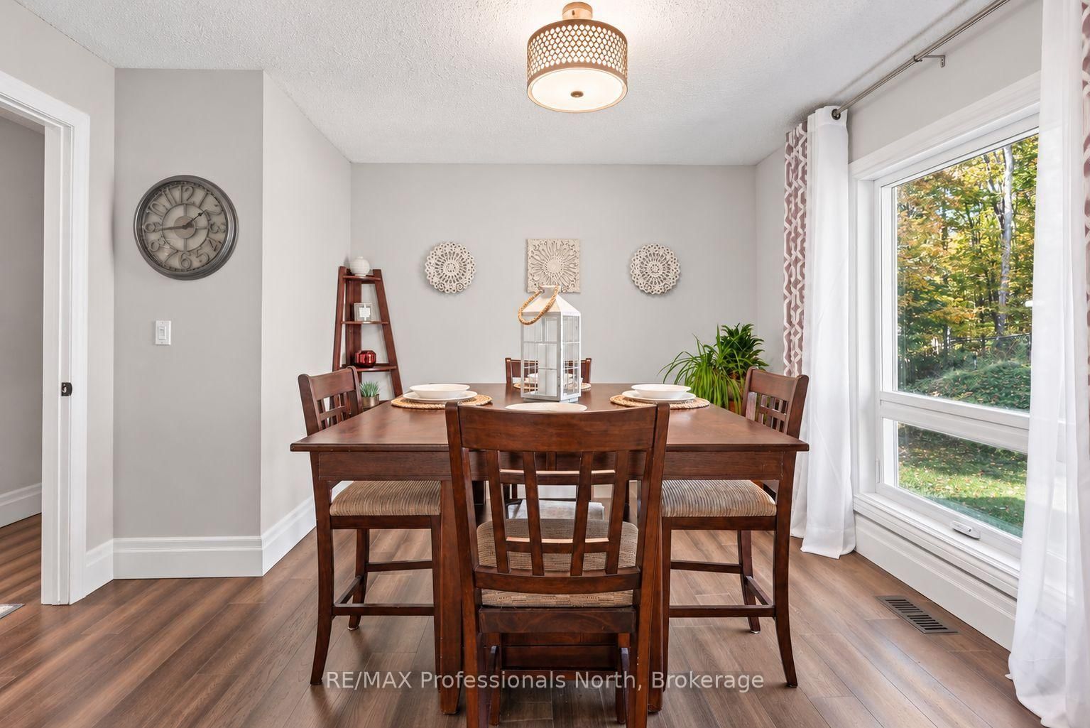 101 Meadow Heights Drive photo 8