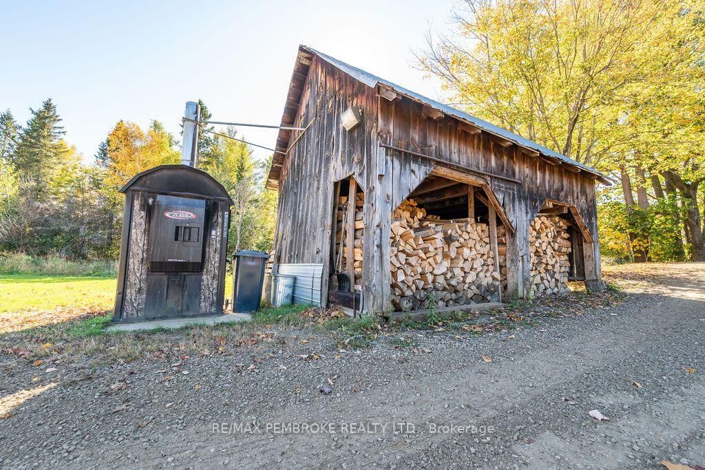 37800 41 Highway • Pembroke, ON photo 41