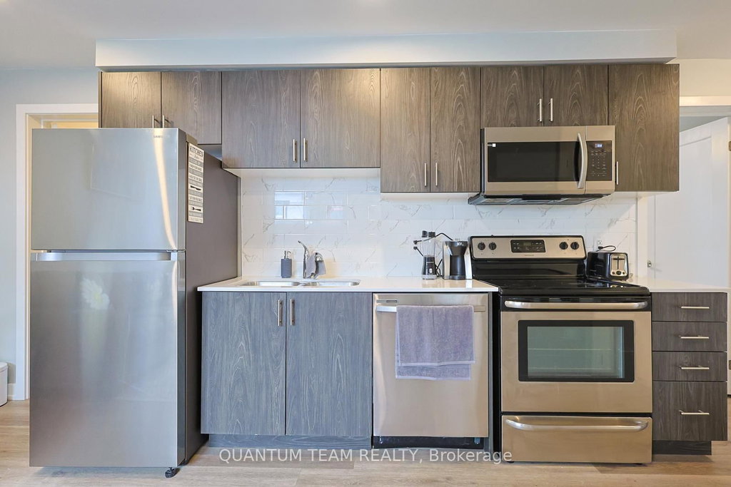 614 - 4263 Fourth Avenue 3