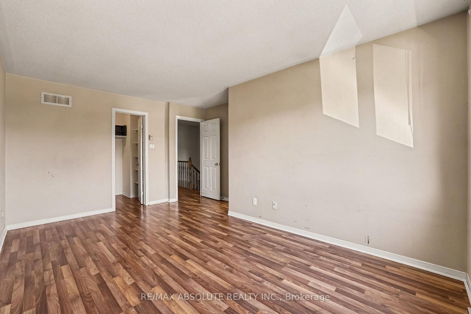 42 Roblyn Way, Ottawa, view 22