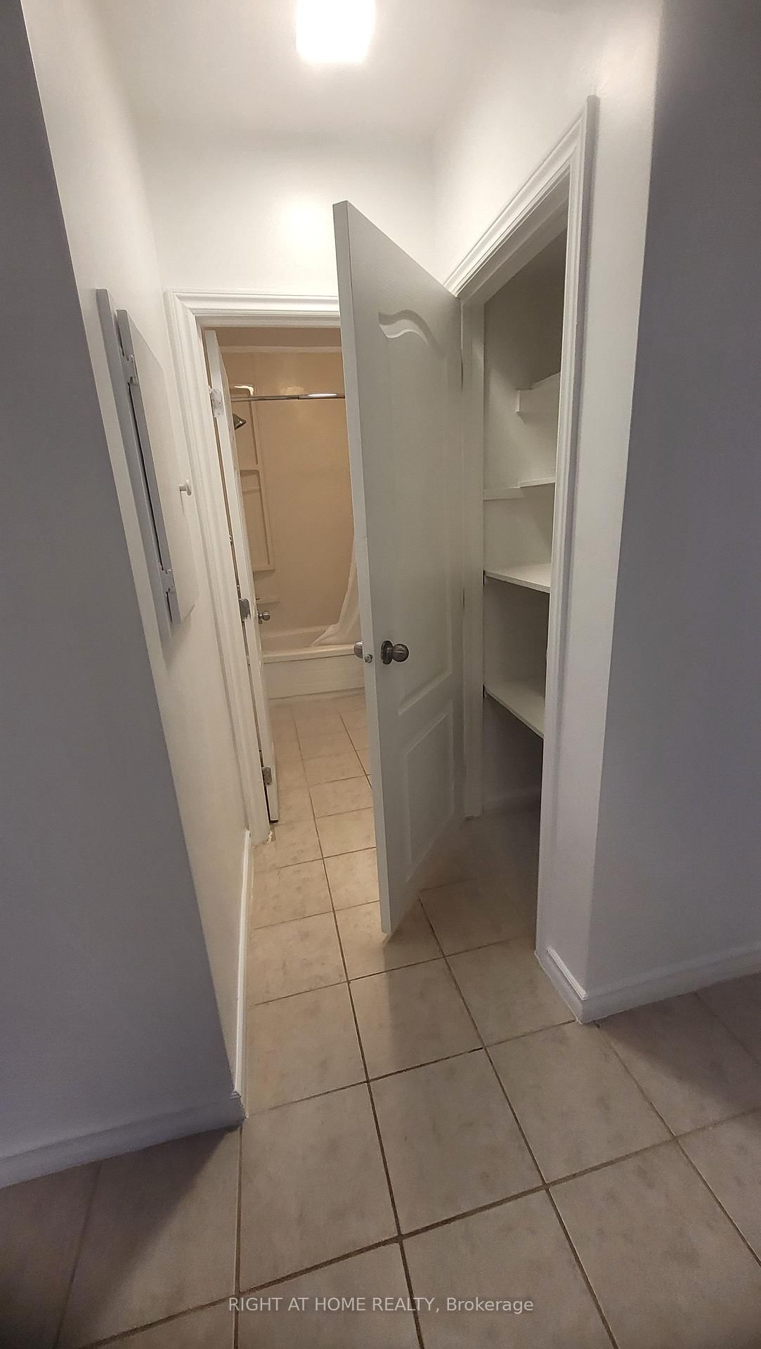 298 Montfort Street • Ottawa, ON photo 18