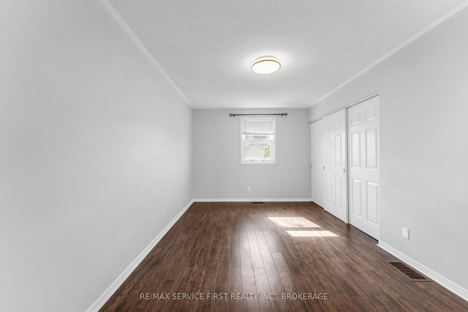 363 Waterloo Drive • Kingston, ON photo 32