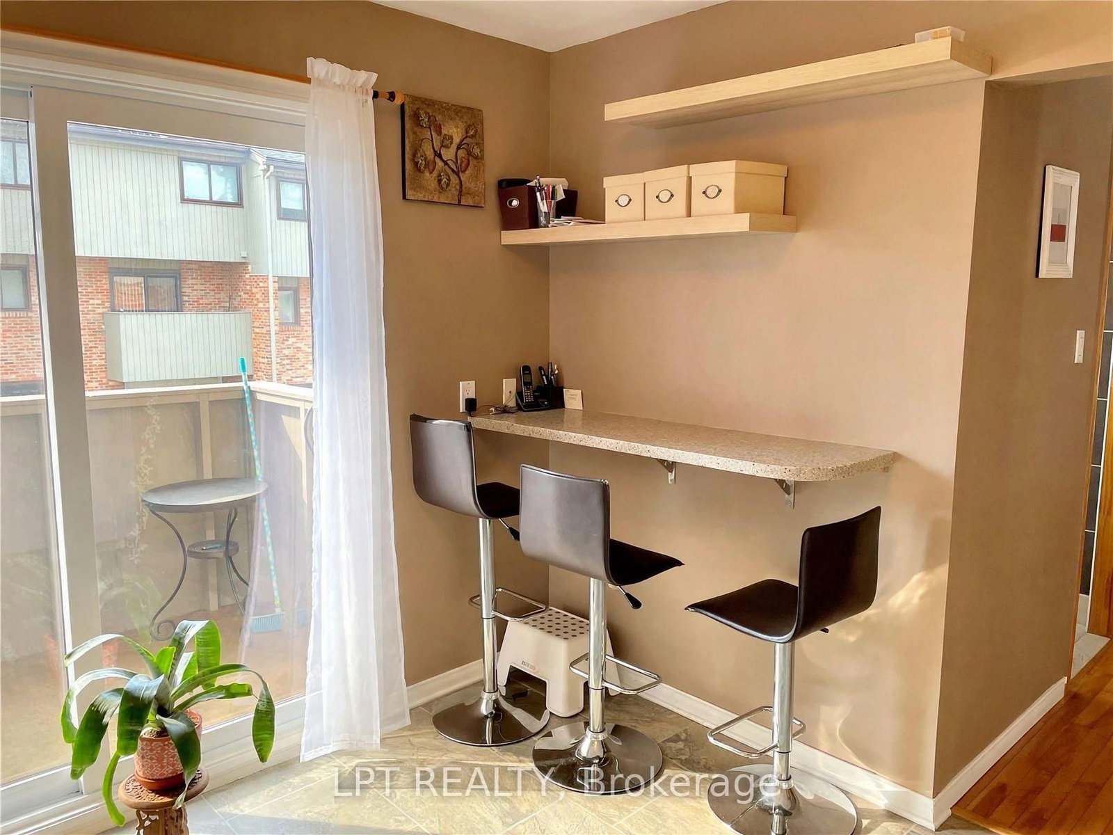 15-50 Greenbank Rd, Ottawa, view 9