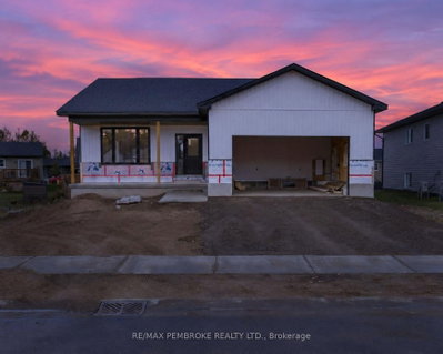 18 Durant Street • Petawawa, ON photo 8
