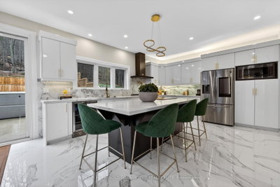 237B Main Street W • Grimsby, ON photo 7