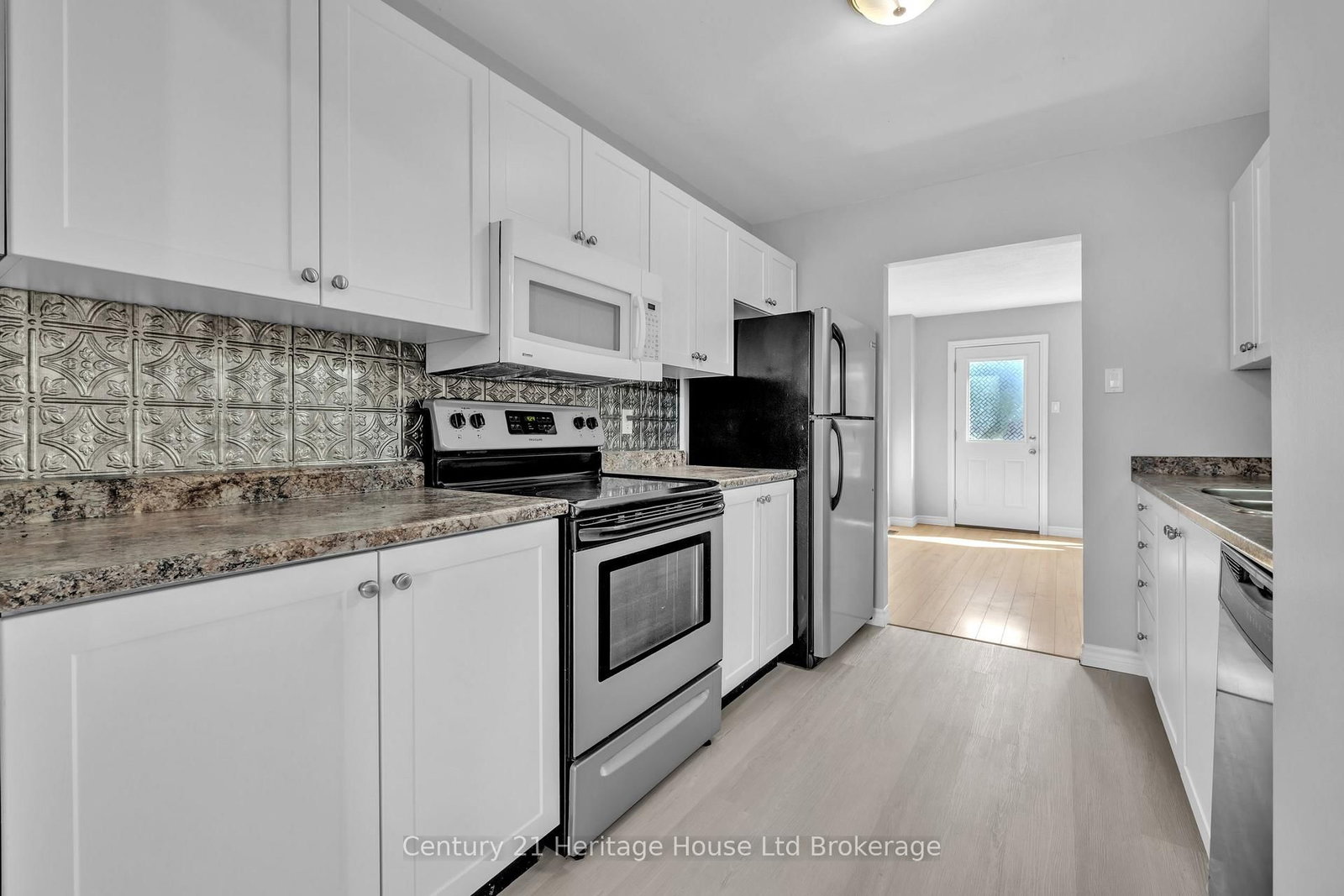 1135 Nellis Street • #2 • Woodstock, ON photo 11