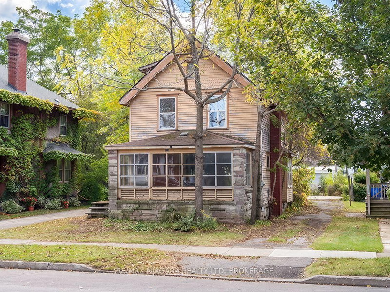 244 Charlotte St photo 2