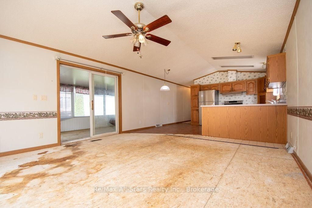 4 McGregor Drive • Otonabee-South Monaghan, ON photo 16