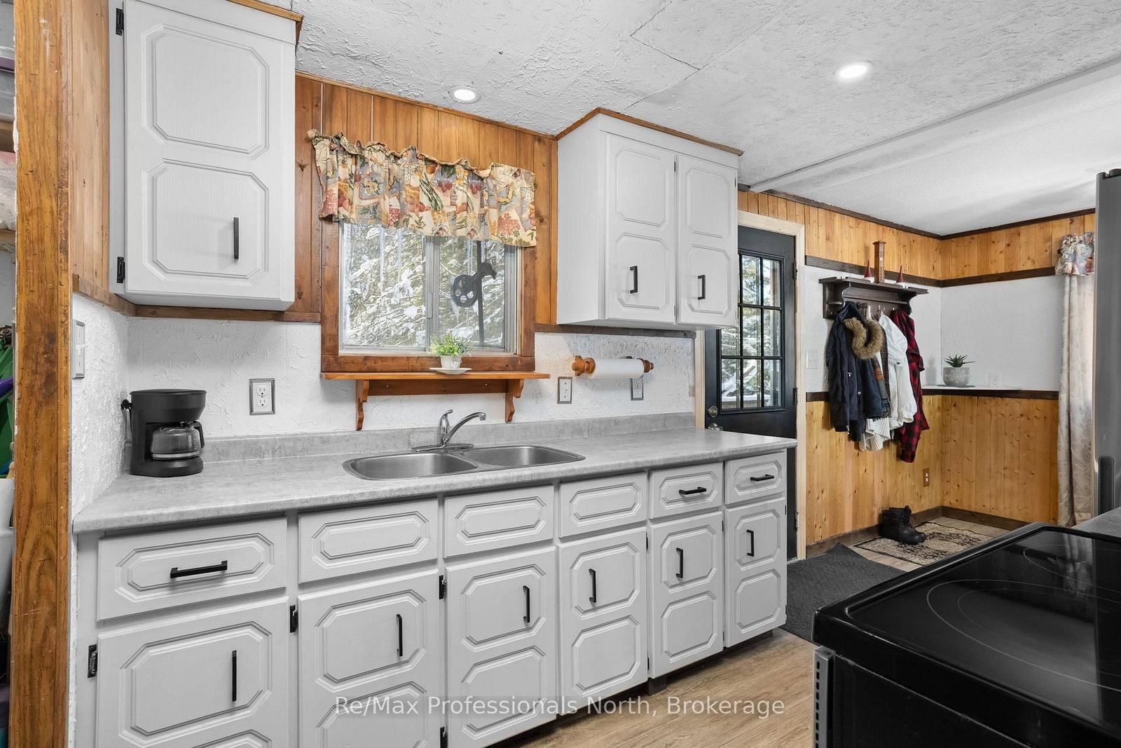 1465 Falkenburg Road • Muskoka Lakes, ON photo 14