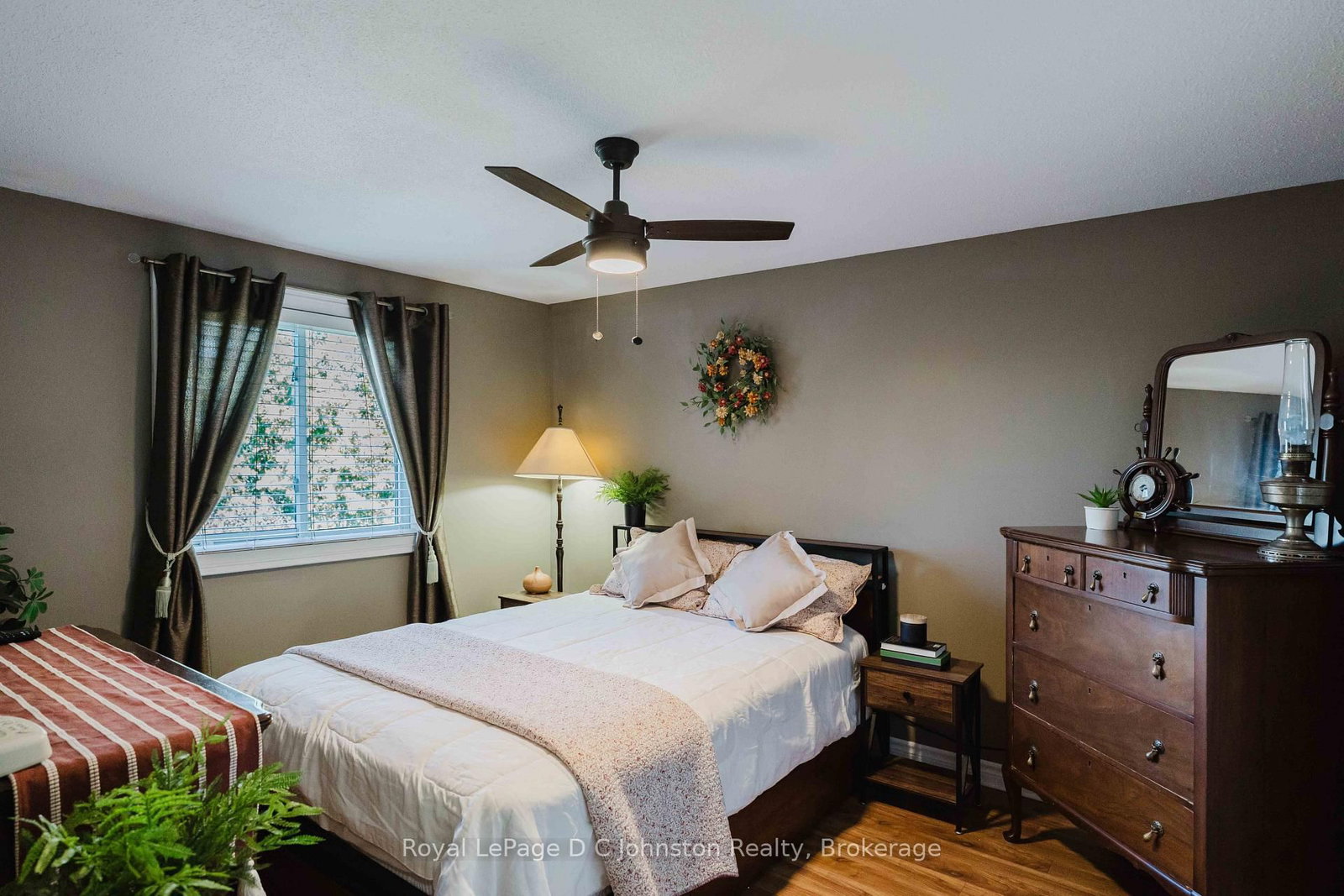 242 Bricker Street • Saugeen Shores, ON photo 31