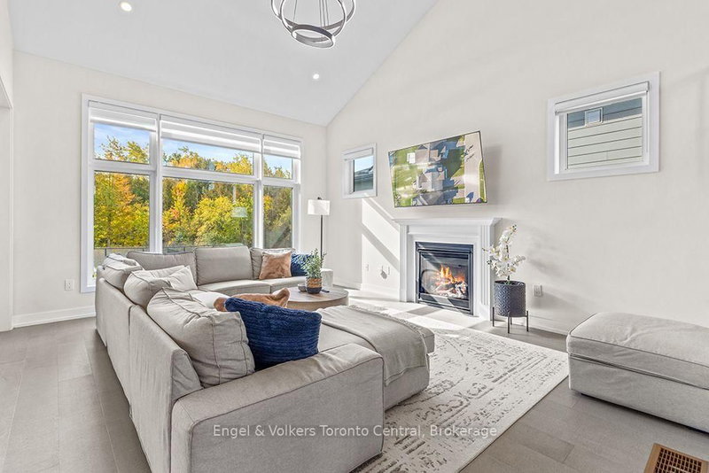 125 Stoneleigh Dr photo 5