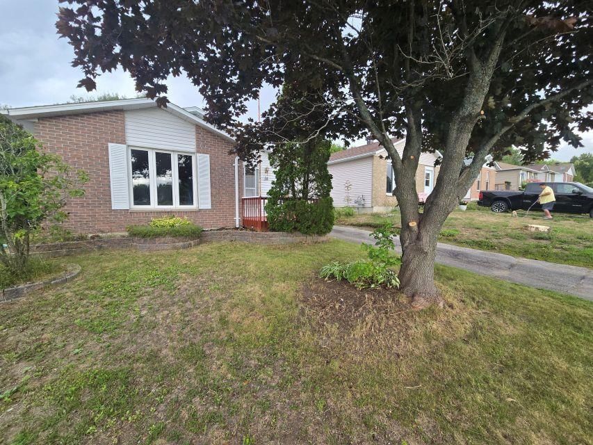 58 Taylor, Elliot Lake, Ontario P5A 3H6