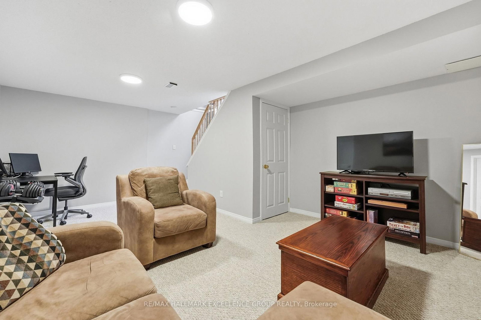 54 Carwood Circle • Ottawa, ON photo 23