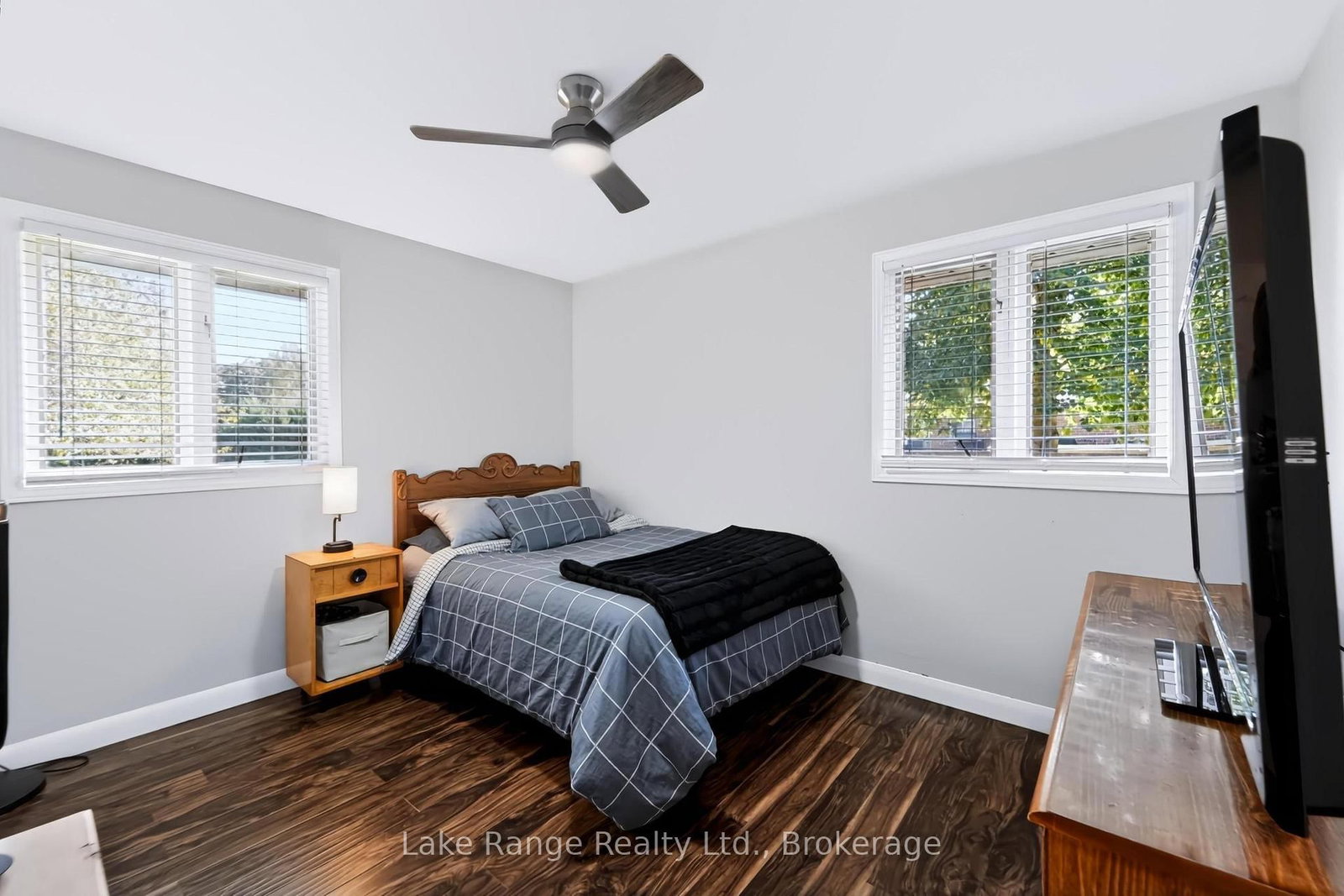 701 Maple Street • Huron East, ON photo 11