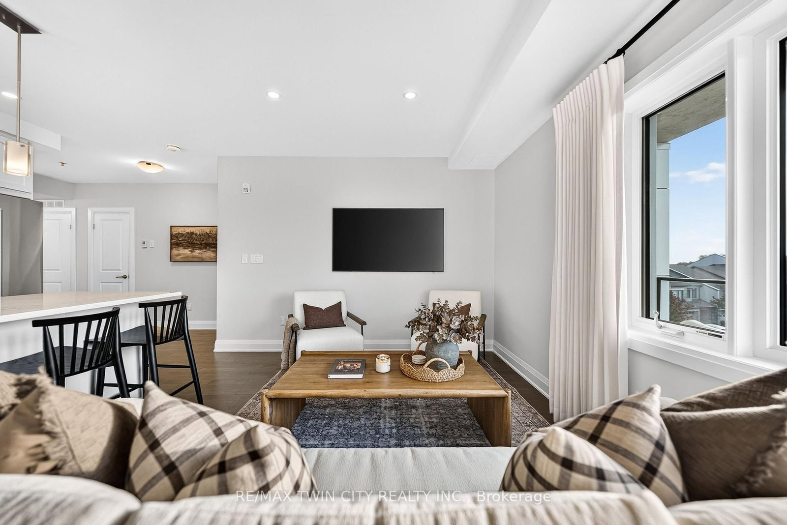 302-249 Grey Silo Rd, Waterloo, view 20