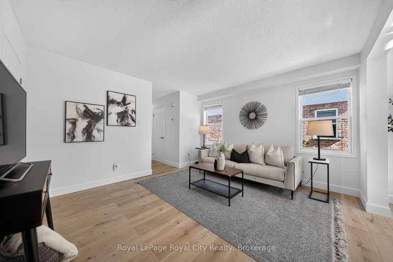 24 Brookfield Cres photo 5