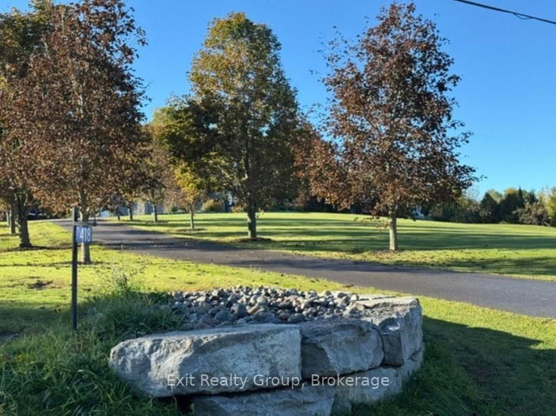 418 Wilson Rd photo 2