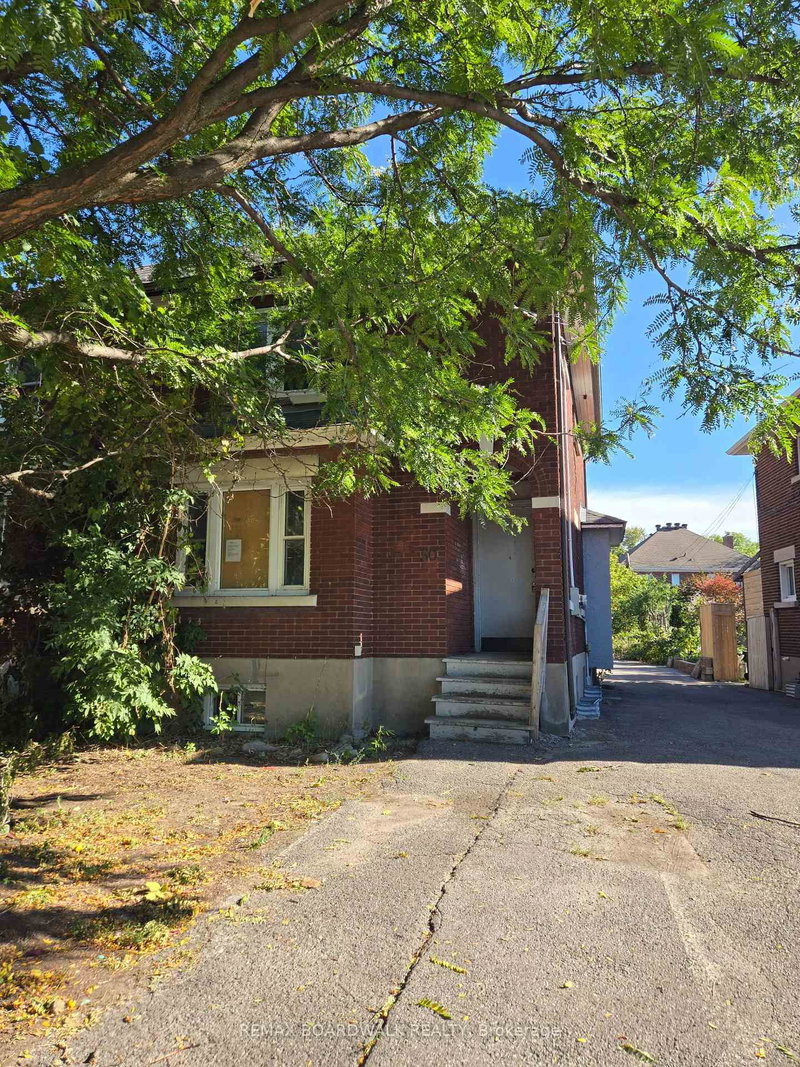 50 Imperial Ave photo 1