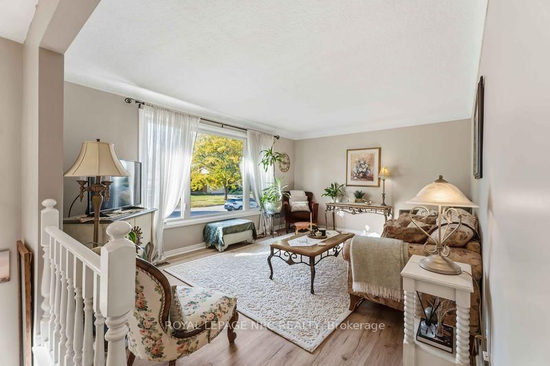 22 Jennifer Crt photo 4