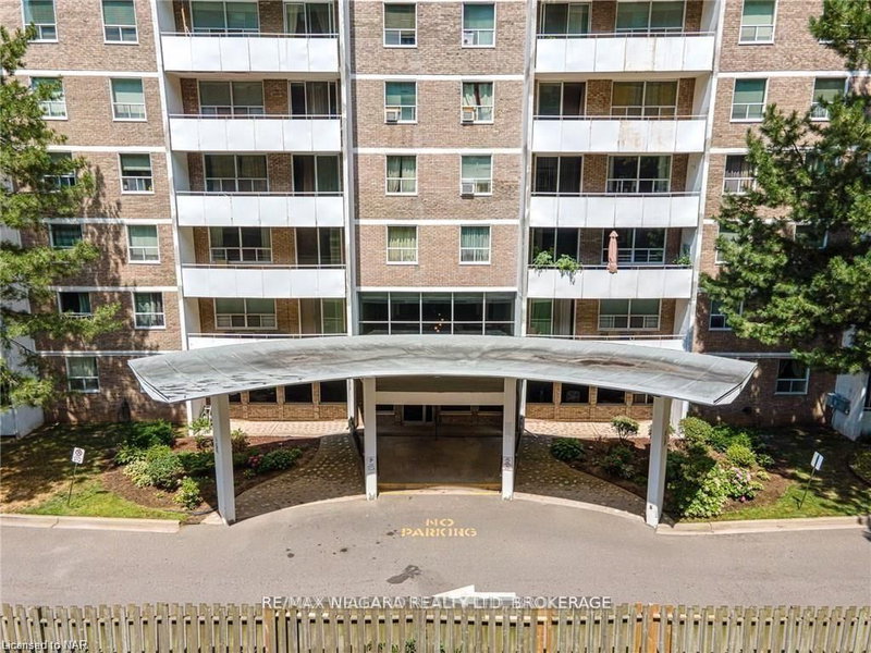 405 - 359 Geneva Street