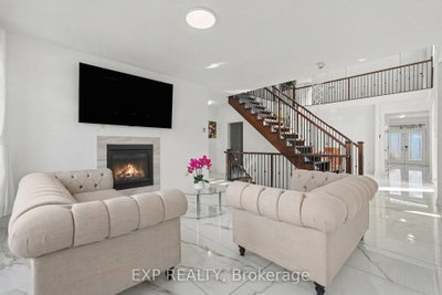 529 Peerless Street • Ottawa, ON photo 9