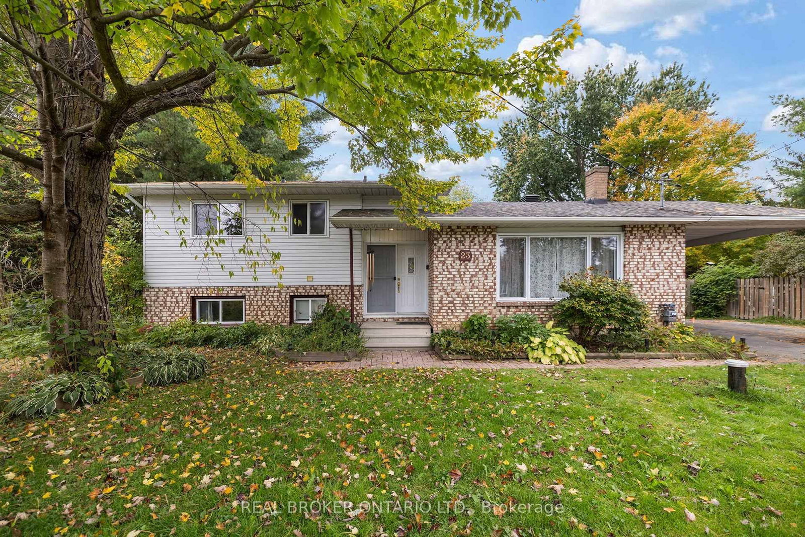 Detached House for sale at 23 Louise Crescent, Russell, Ontario, K0A 1W0 - Embrun - MLS: X14031560