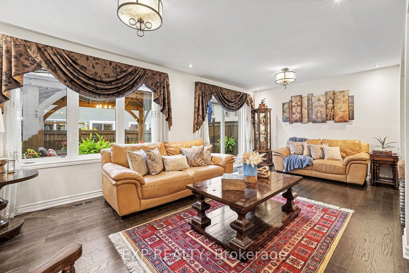 428 White Arctic Avenue • Ottawa, ON photo 6