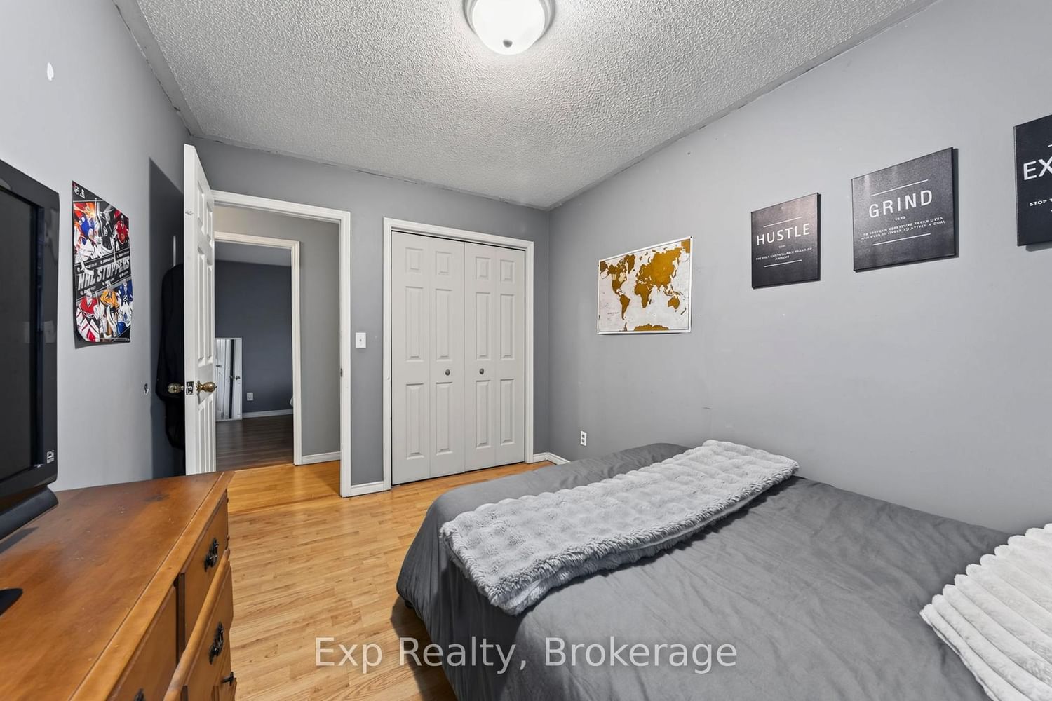 4 Harbourview Crescent • Prince Edward County, ON photo 19