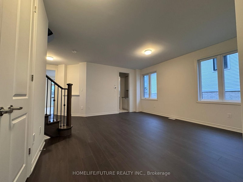 529 Hornbeck St photo 5