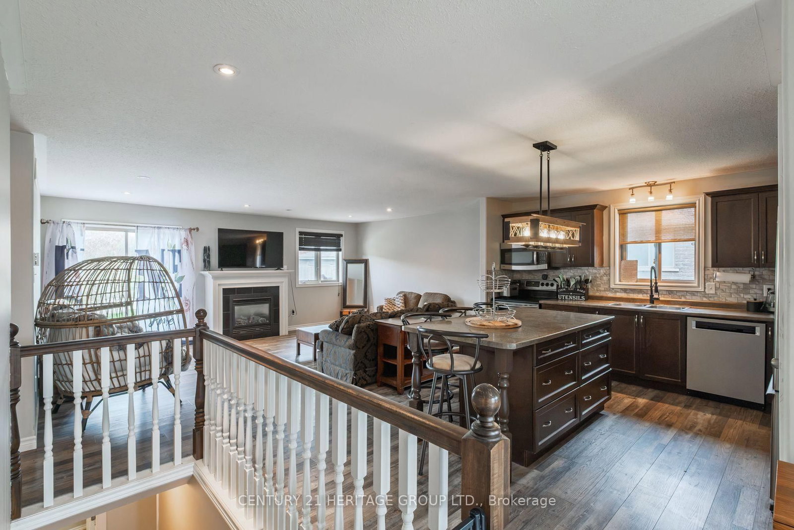 44 Taylor Road • Brant, ON photo 8