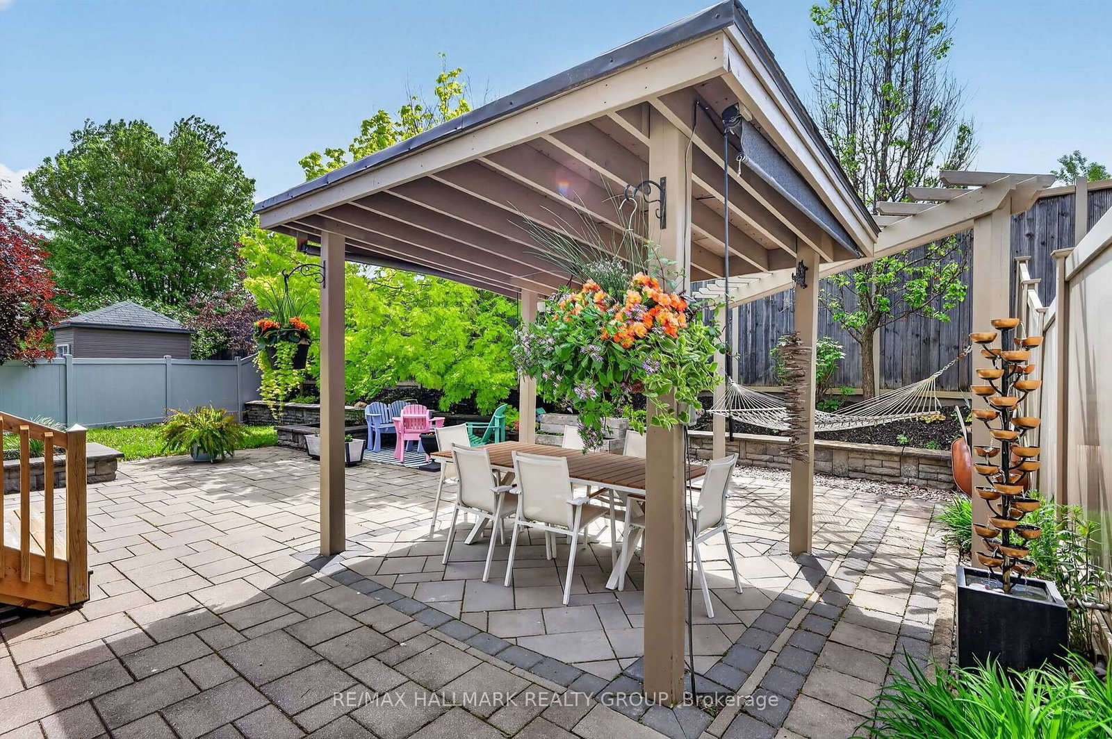 2227 Descartes Street • Orleans, ON photo 40