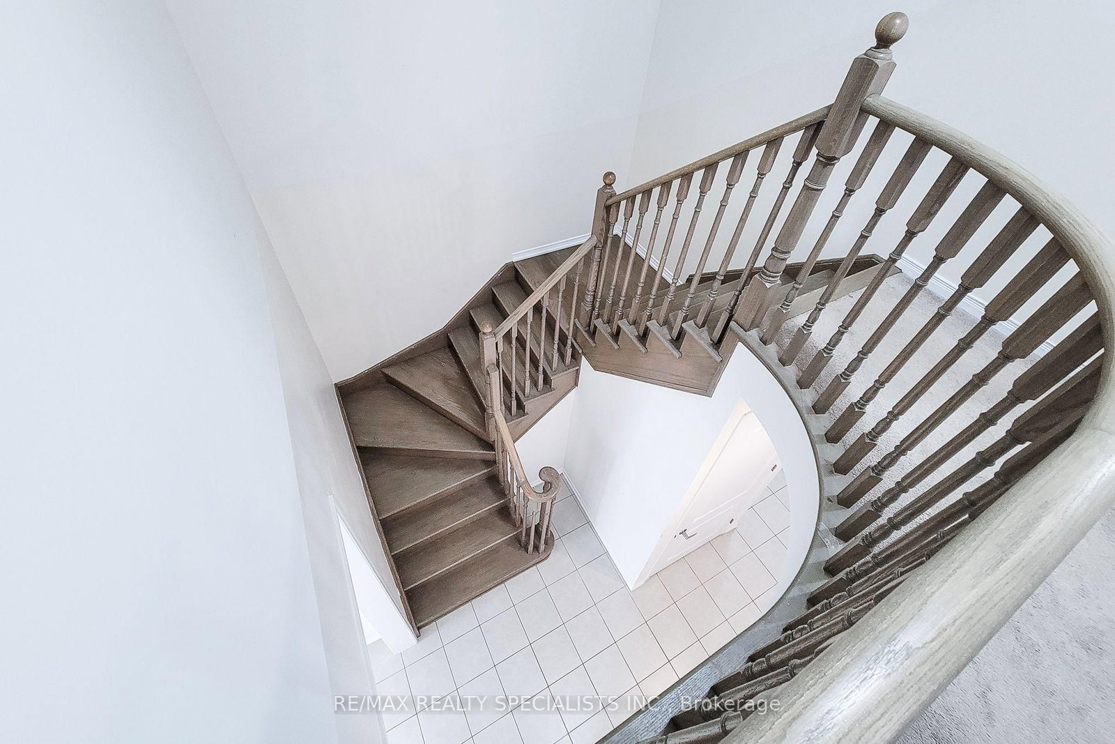 14 Beatty Avenue • Thorold, ON photo 32