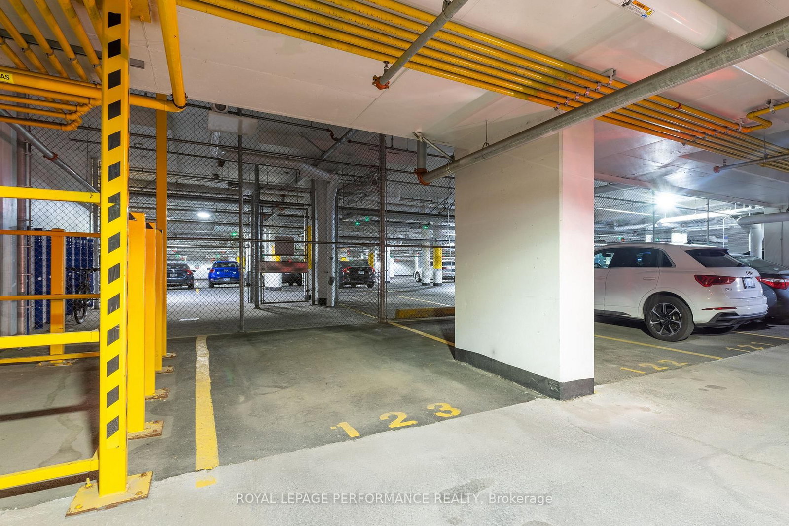 19-22 Holmwood Ave, Ottawa, view 38