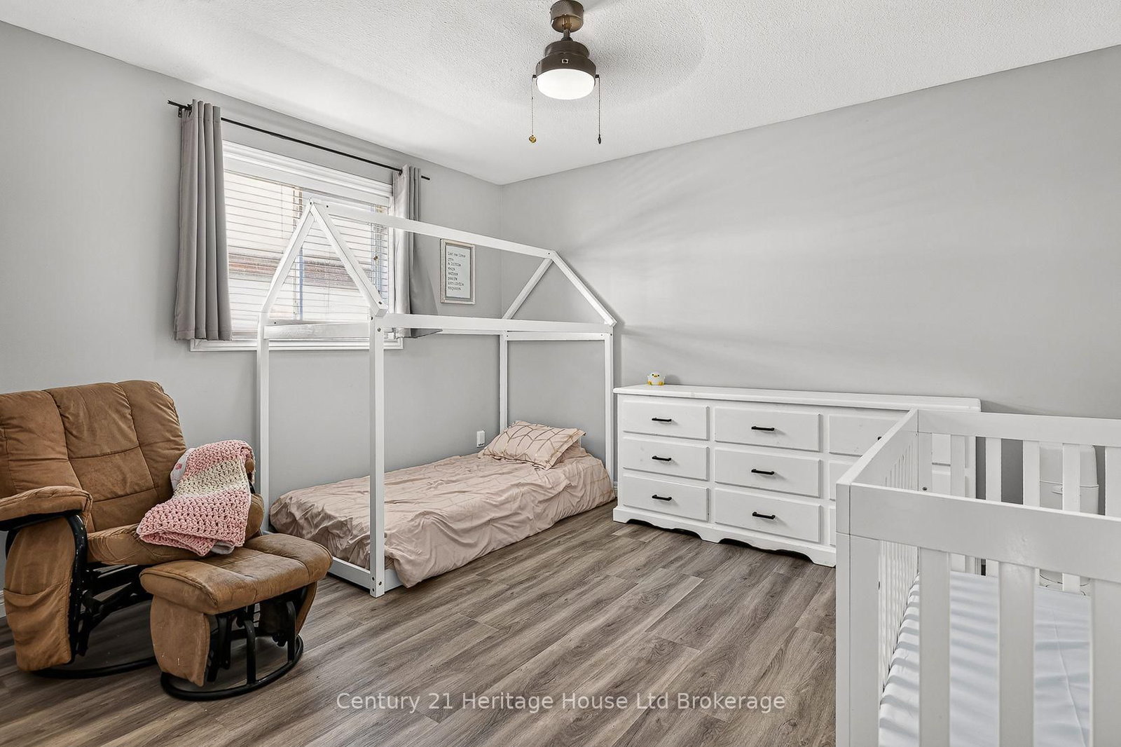 10 Potters Way • Woodstock, ON photo 25
