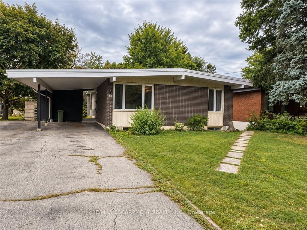 Detached House for lease at Upper-63 Sanatorium Road, Hamilton, Ontario, L9C 1Y4 - Westcliffe - MLS: X14084566