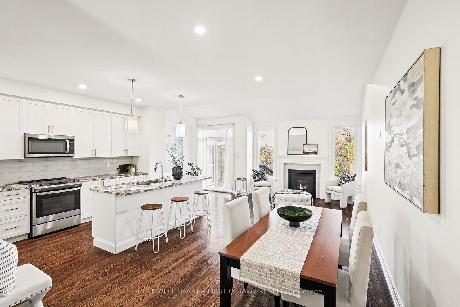 5 Taber Street • Lombardy, ON photo 6