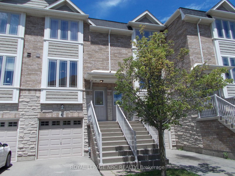 6 - 8 Hemlock Way