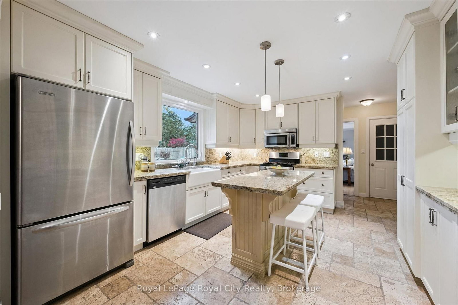46 Rickson Avenue • Guelph, ON photo 9